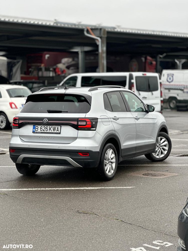 Volkswagen T-Cross - 4