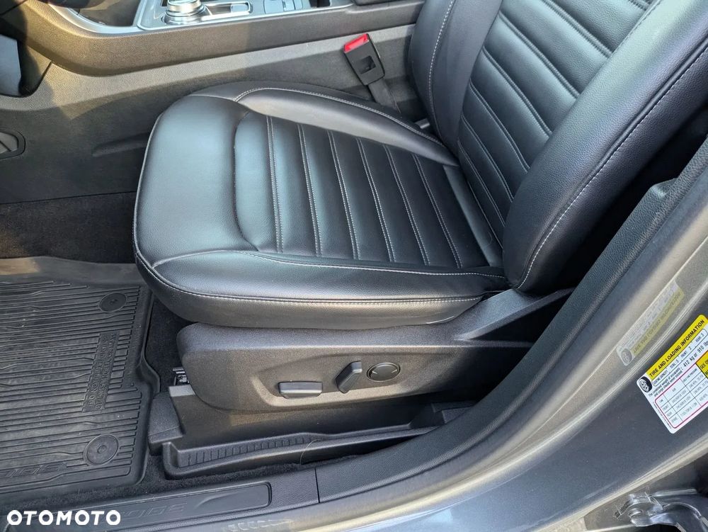 Ford Edge - 19