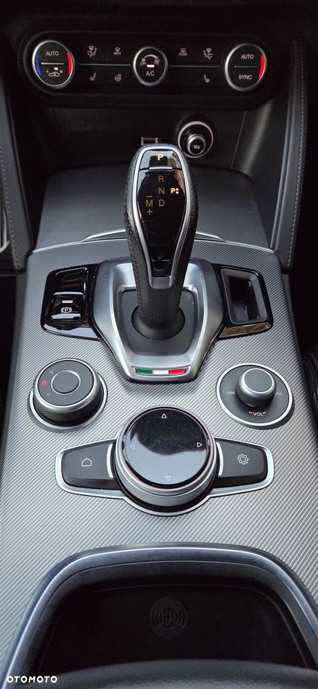 Alfa Romeo Stelvio 2.0 Turbo Veloce Q4 - 27