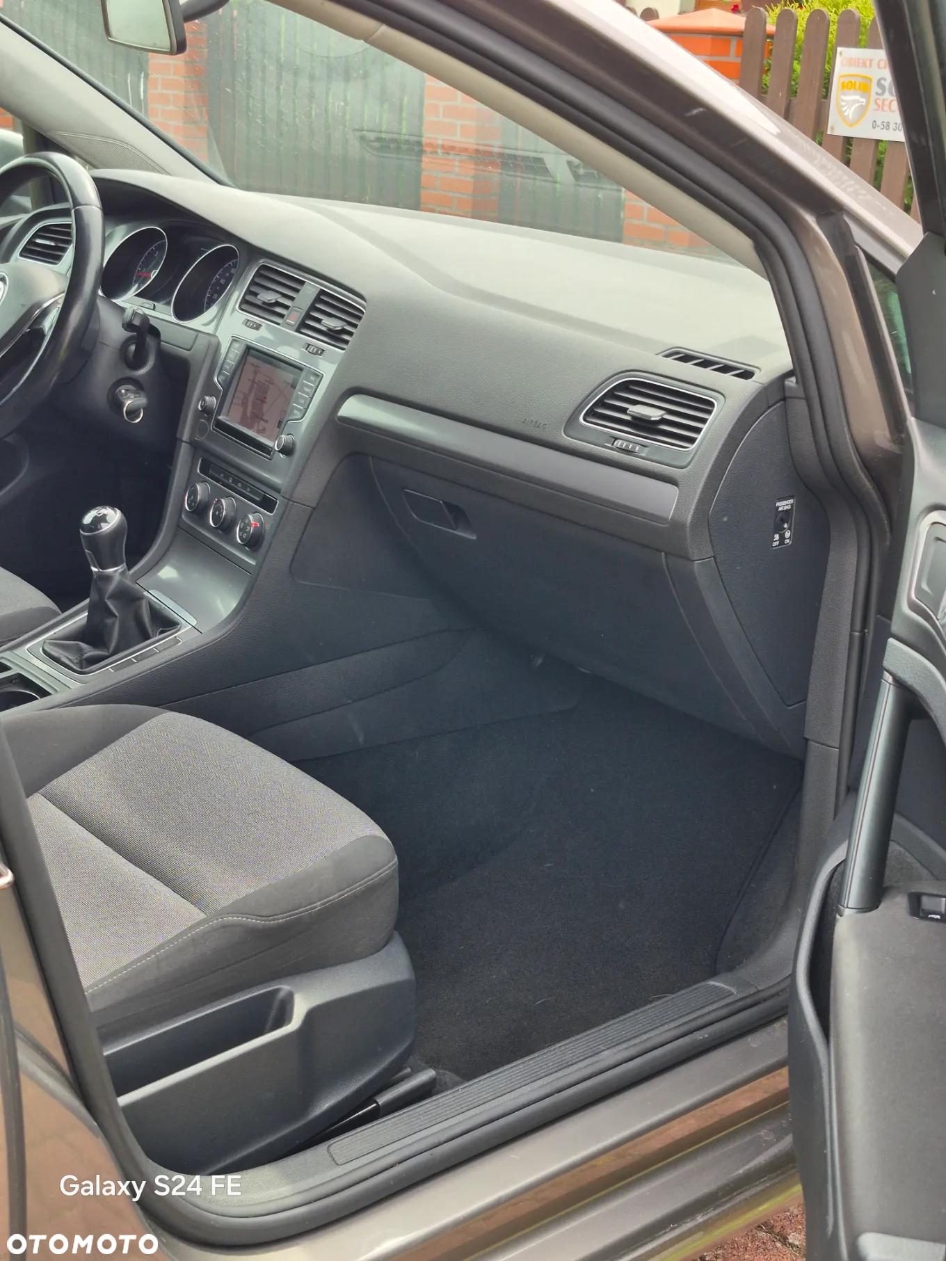 Volkswagen Golf 1.6 BlueTDI Comfortline - 12