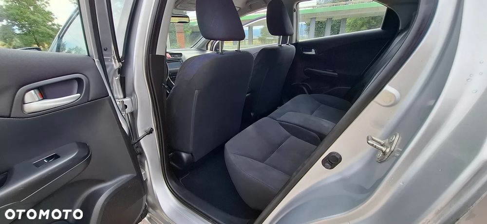 Honda Civic 1.6 i-DTEC Executive Navi - 33