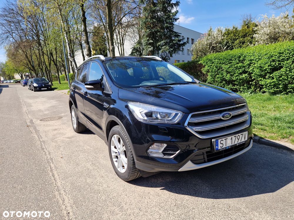 Ford Kuga 1.5 EcoBoost 2x4 Titanium - 1