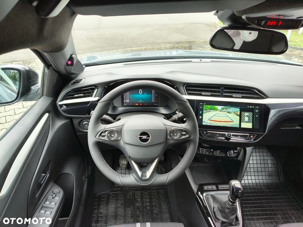 Opel Corsa - 12