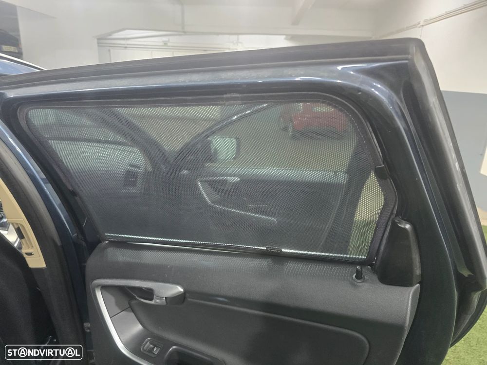 Volvo XC 60 2.0 D3 Drive Momentum Start/Stop - 17