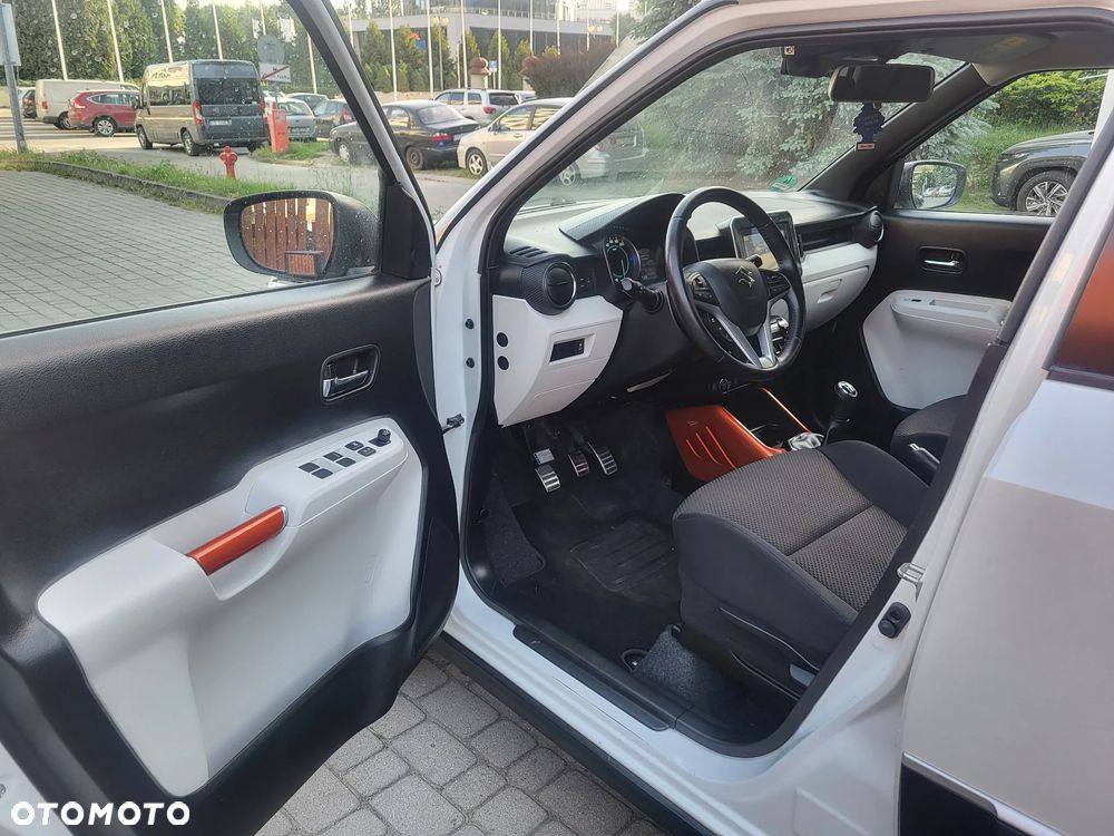 Suzuki Ignis 1.2 Premium - 17