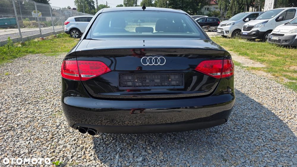 Audi A4 Limousine 1.8 TFSI S line Sportpaket - 4