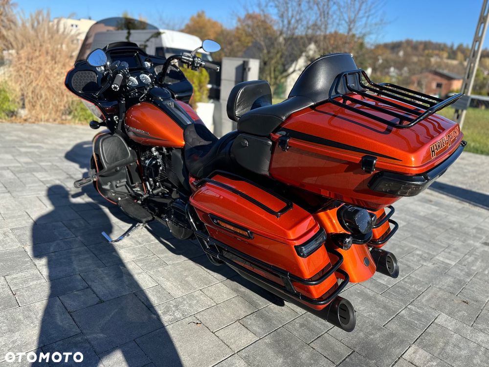Harley-Davidson Touring Road Glide - 10