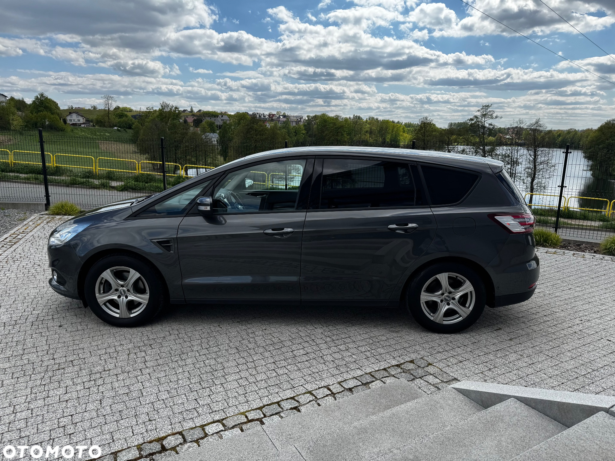 Ford S-Max - 4