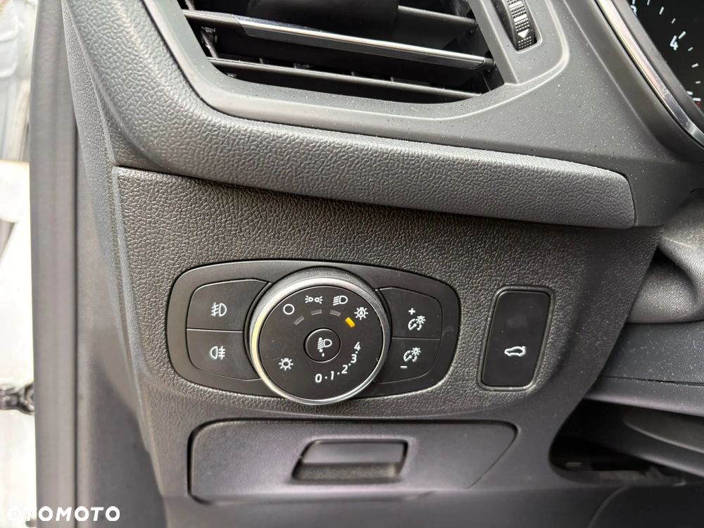 Ford Focus 2.0 EcoBlue Active Business - 24