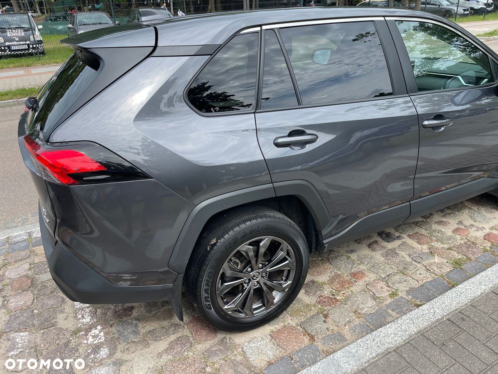 Toyota RAV4 - 2