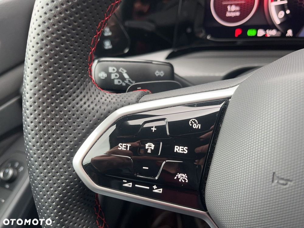 Volkswagen Golf 2.0 TSI GTI DSG - 26
