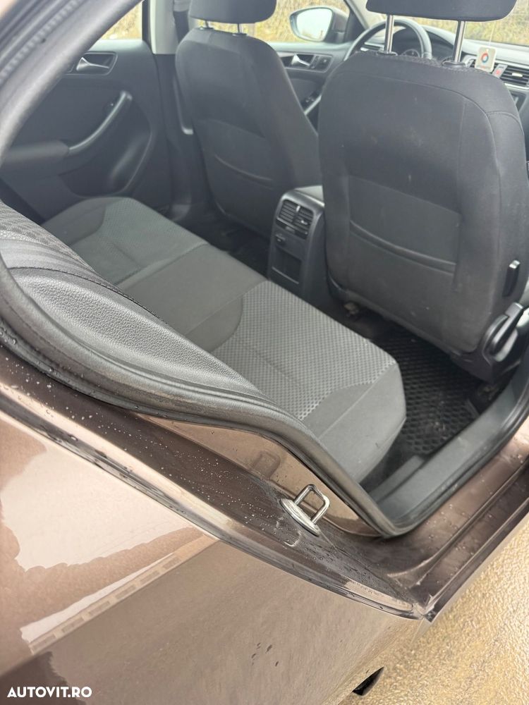 Volkswagen Jetta 1.6 TDI CR DPF Comfortline - 7