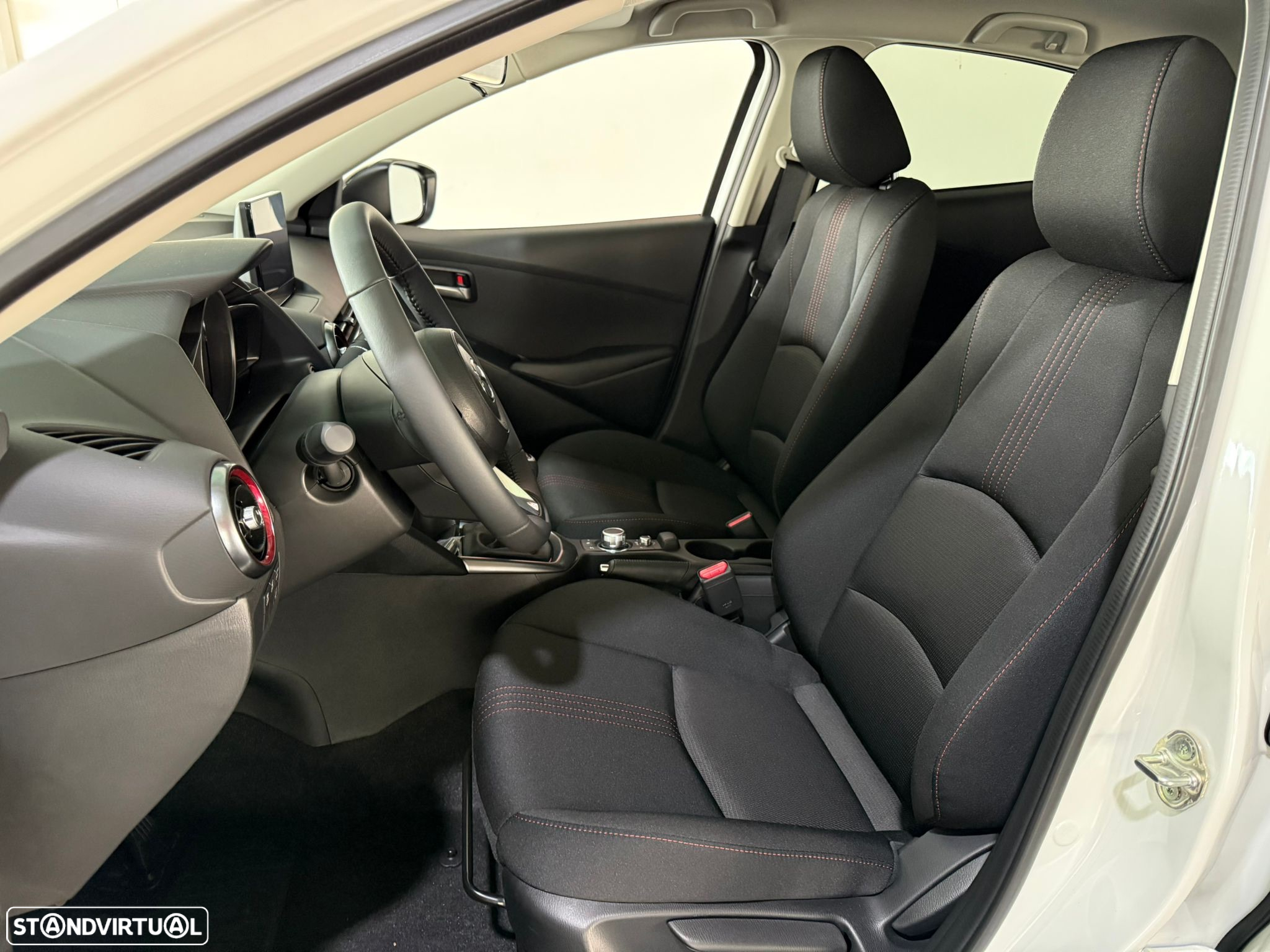 Mazda 2 1.5 e-Skyactiv-G Homura - 10
