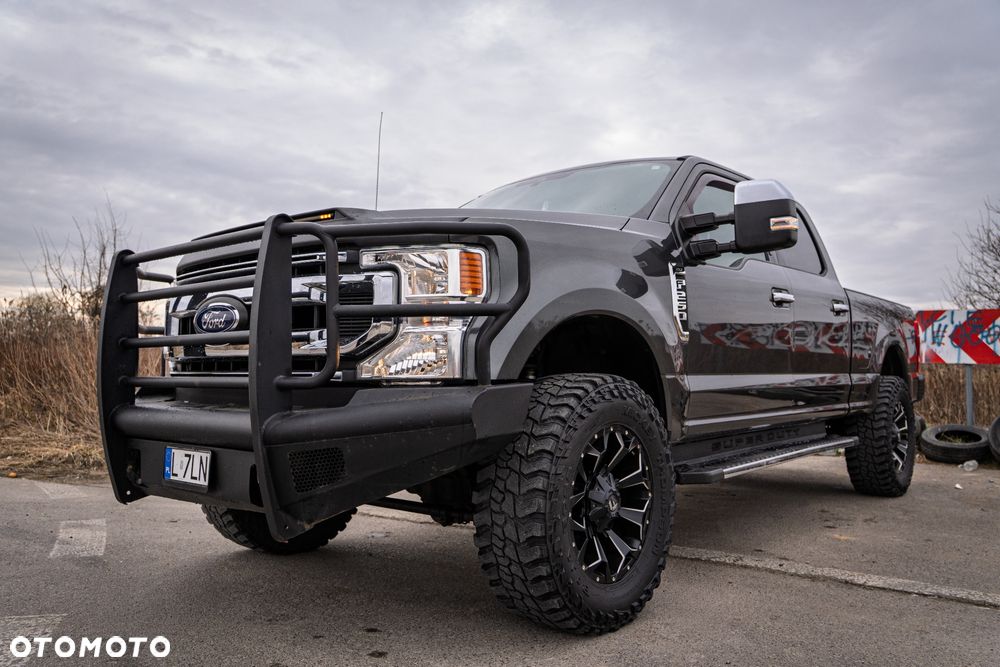 Ford F250 - 18