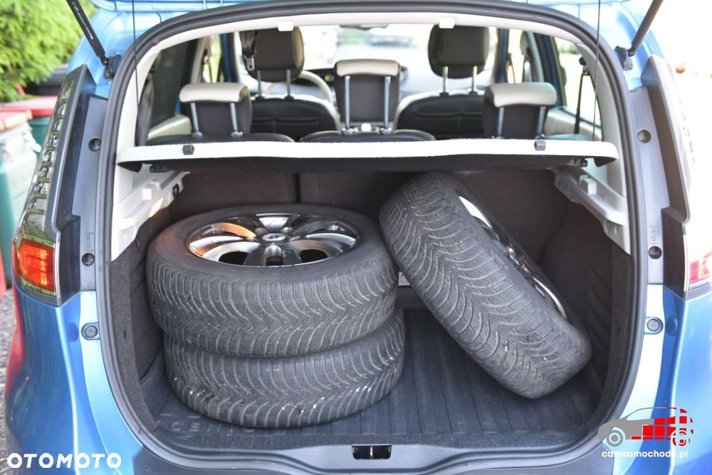 Renault Scenic - 19