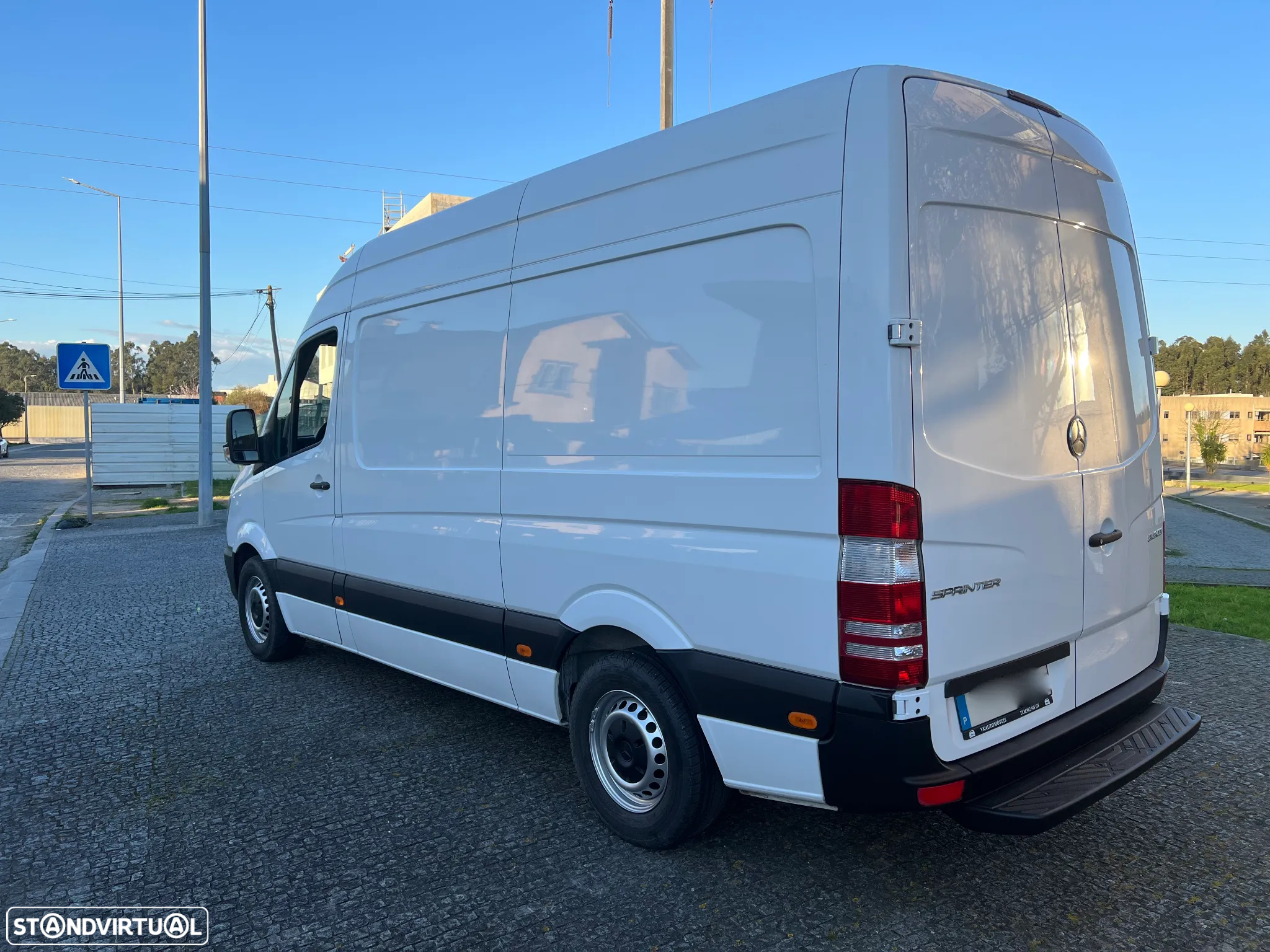 Mercedes-Benz SPRINTER 313 - 20