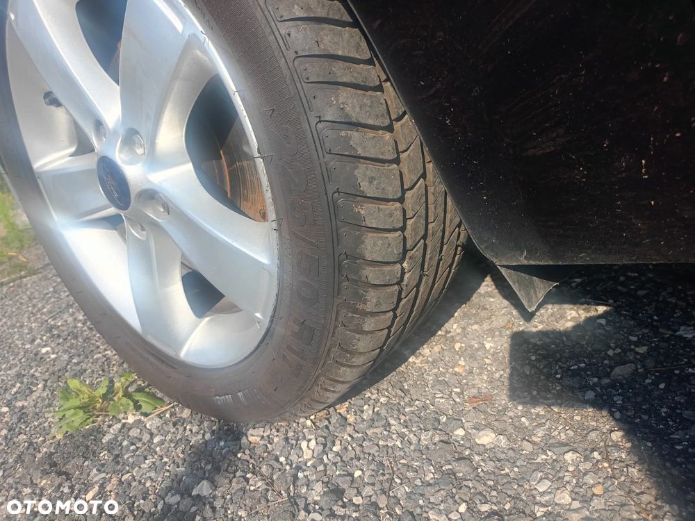 Ford S-Max - 13