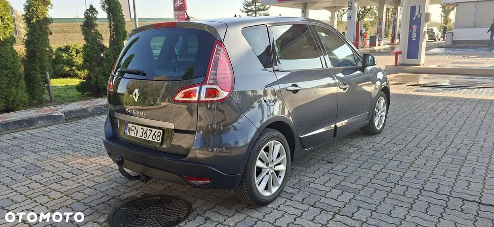 Renault Scenic 2.0 16V Privilege CVT - 6