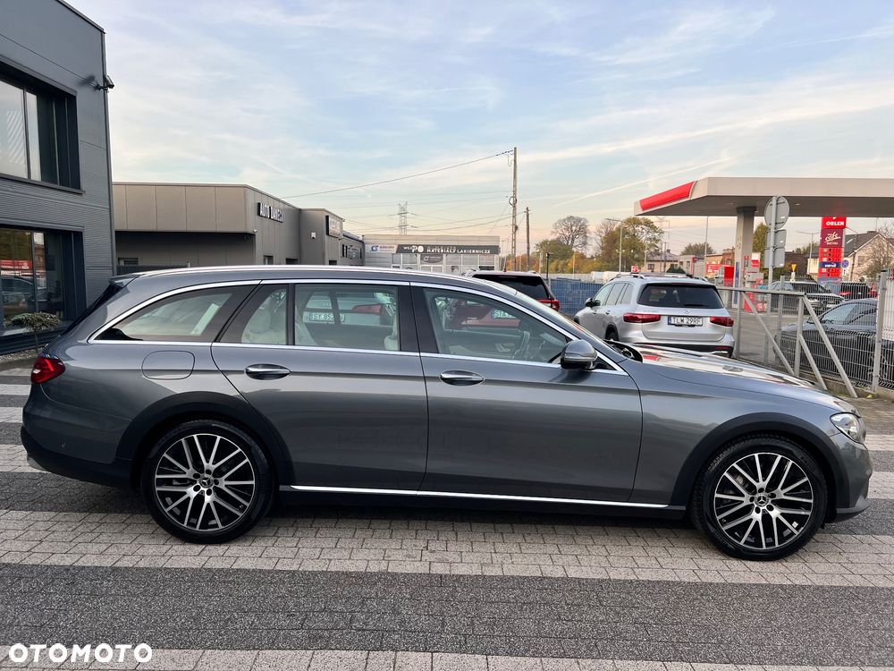 Mercedes-Benz Klasa E 450 4-Matic All-Terrain Exclusive - 3