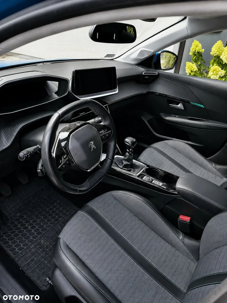 Peugeot 208 1.2 PureTech Allure Pack S&S - 5