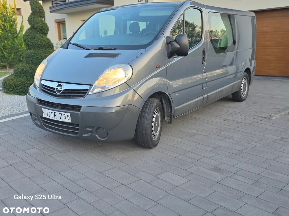 Opel Vivaro - 2