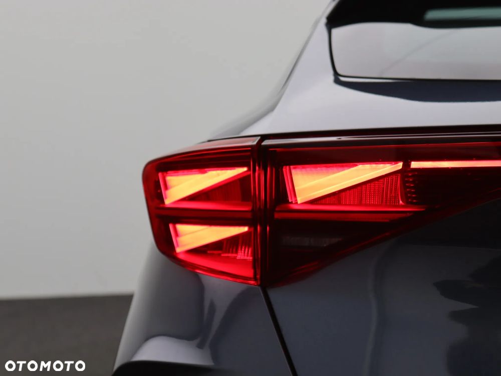 Cupra Formentor 1.5 e-Hybrid DSG VZ - 32