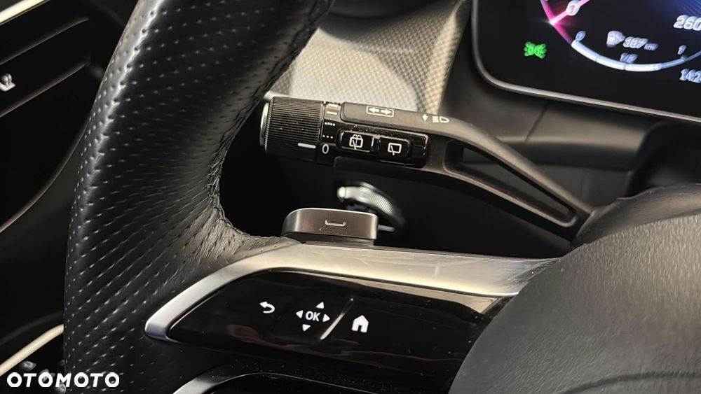 Mercedes-Benz GLC 200 4Matic 9G-TRONIC Edition AMG Line - 31