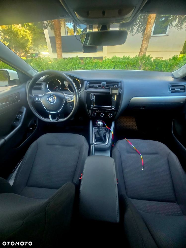 Volkswagen Jetta 1.2 TSI BMT Comfortline - 9