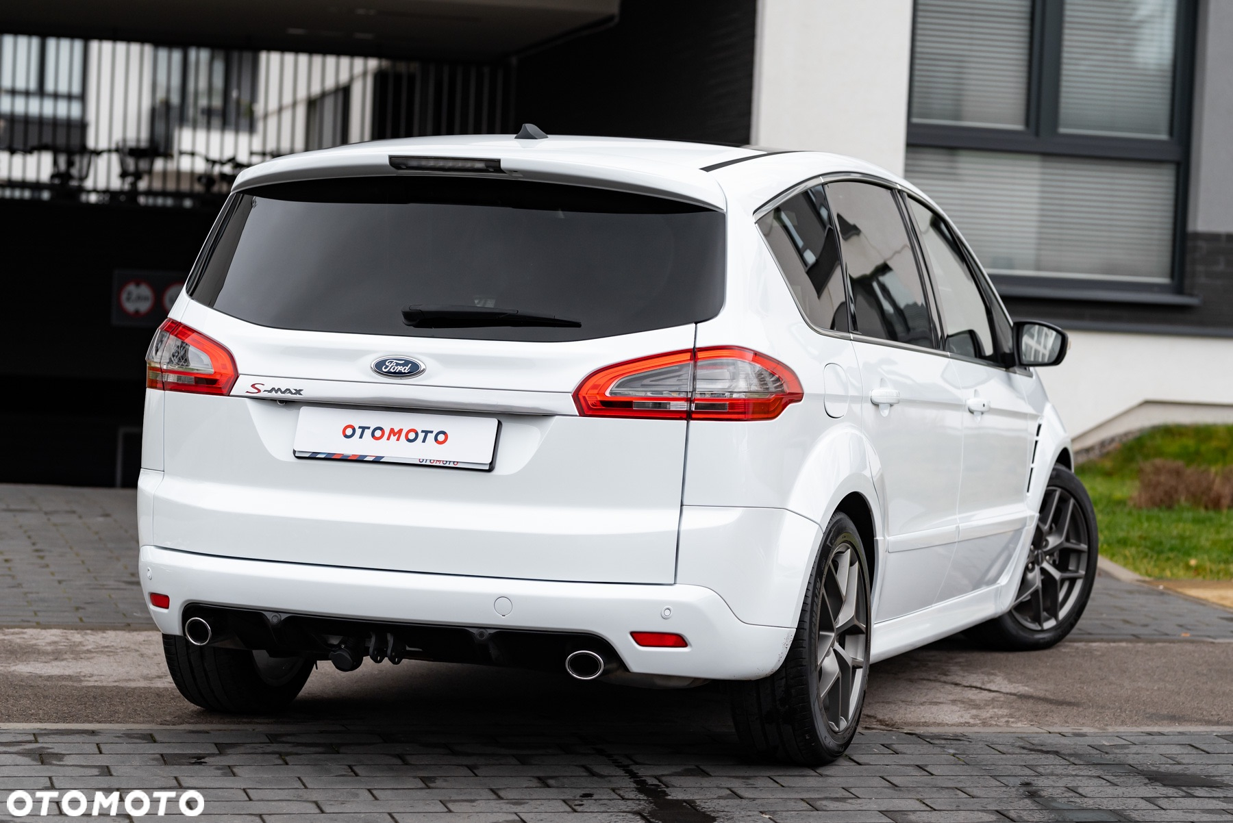 Ford S-Max 2.0 EcoBoost Titanium - 12