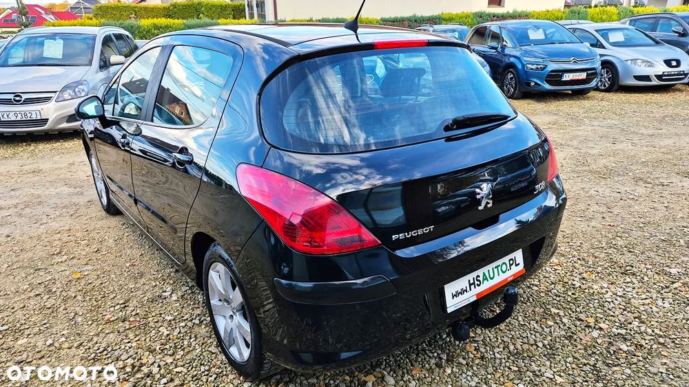 Peugeot 308 1.6 Premium Plus - 18
