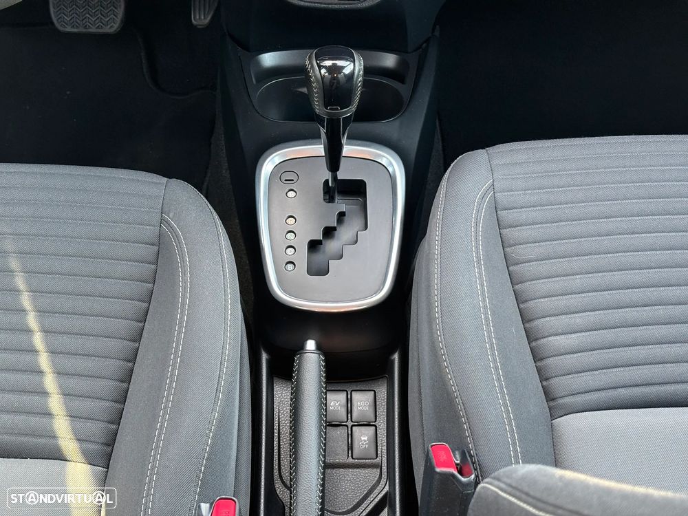 Toyota Yaris 1.5 HSD Sport+P.Techno - 27