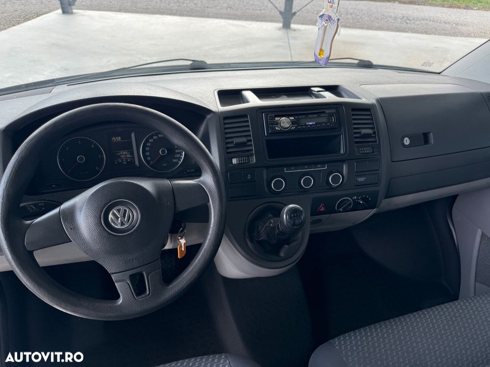 Volkswagen Transporter - 12