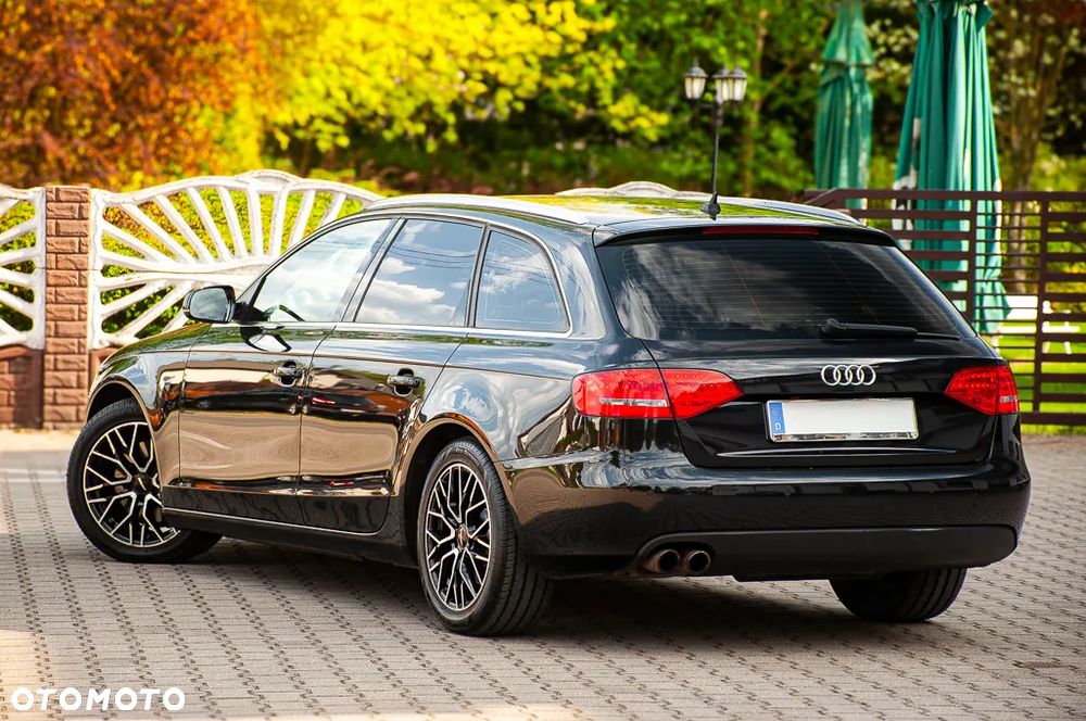 Audi A4 Avant 1.8 TFSI Ambiente - 28