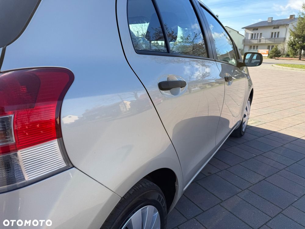 Toyota Yaris 1.33 Luna - 13