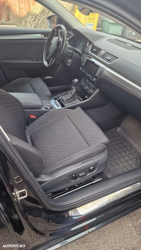 Skoda Superb 2.0 TDI Style - 10