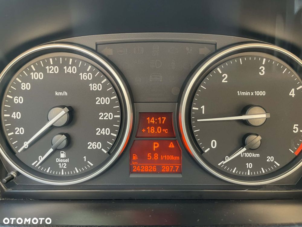 BMW X1 sDrive18d xLine - 19