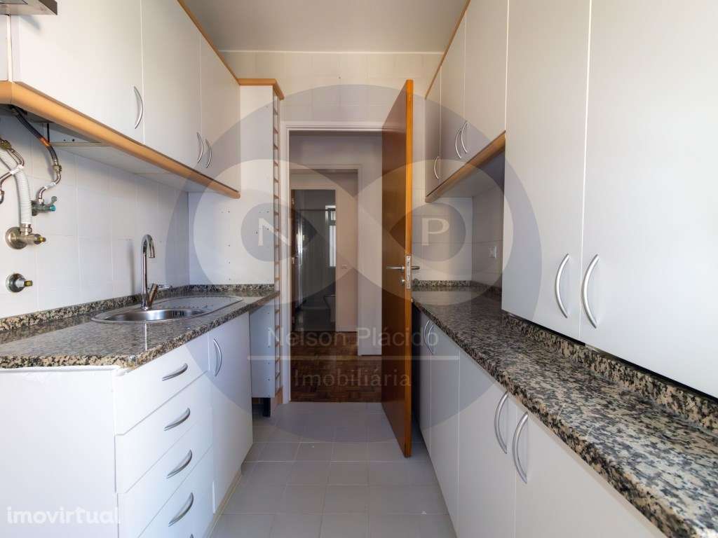 Apartamento T3 (4 assoalhadas) em Santo António dos Cavaleiros, com... - Grande imagem: 3/19