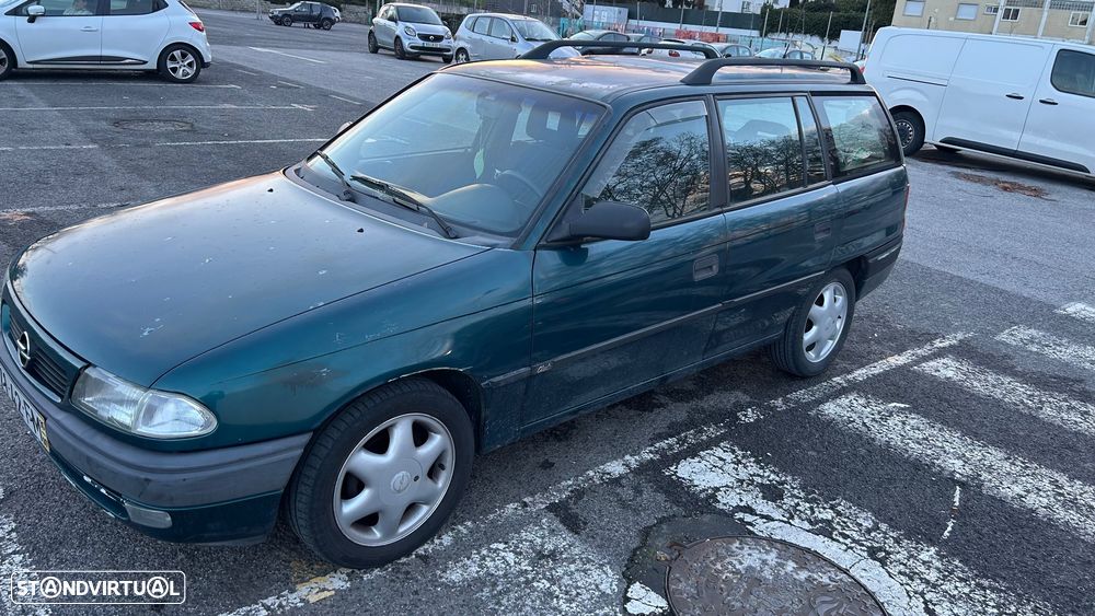 Opel Astra Caravan 1.4i Club - 2