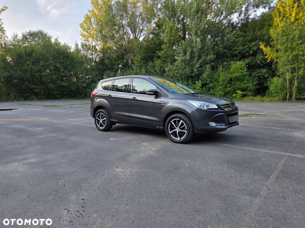 Ford Kuga - 10