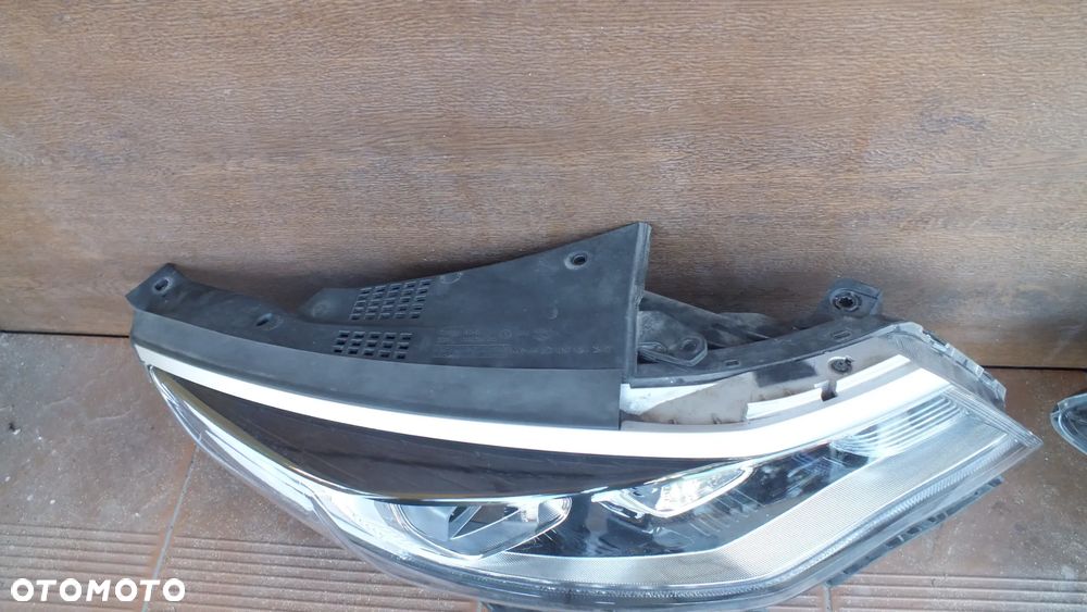 Lampa przednia lewa Kia Optima IV FUL Led   92101a8800 - 3