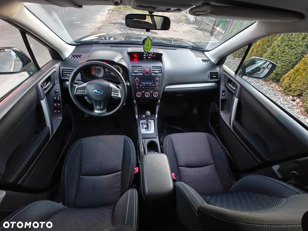 Subaru Forester 2.0i Comfort Lineartronic - 11