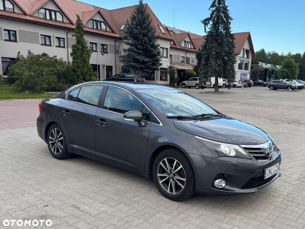 Toyota Avensis 2.0 Prestige NAVI - 1