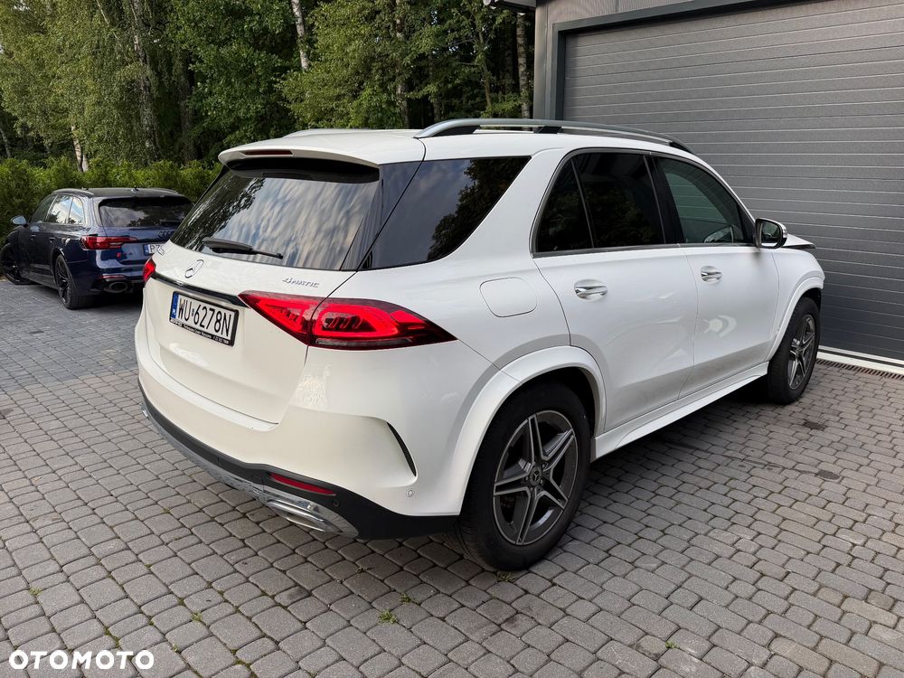 Mercedes-Benz GLE 300 d 4Matic 9G-TRONIC AMG Line - 2