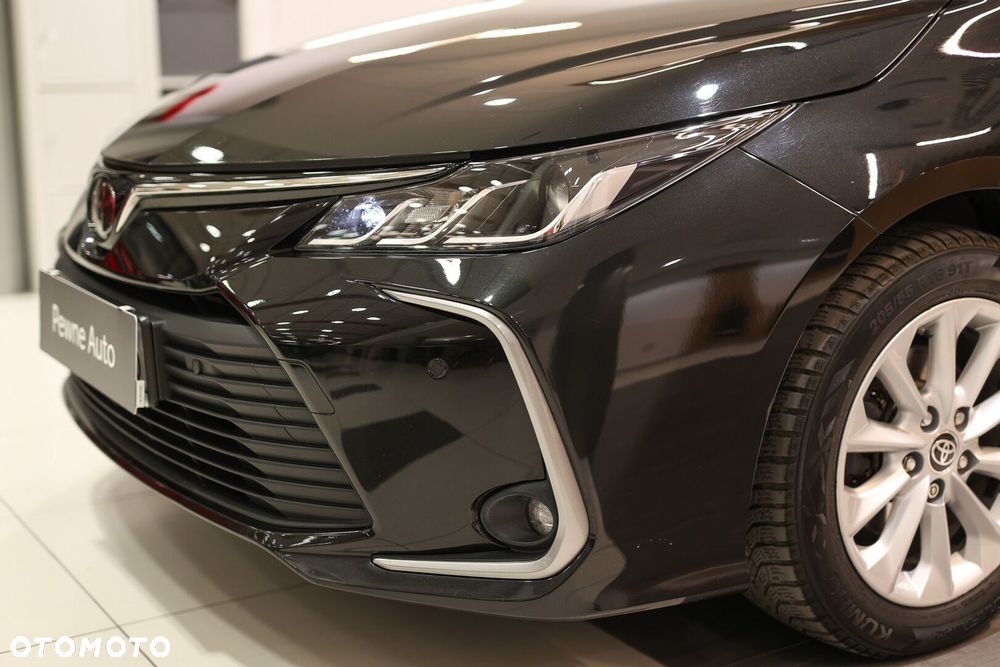 Toyota Corolla - 32
