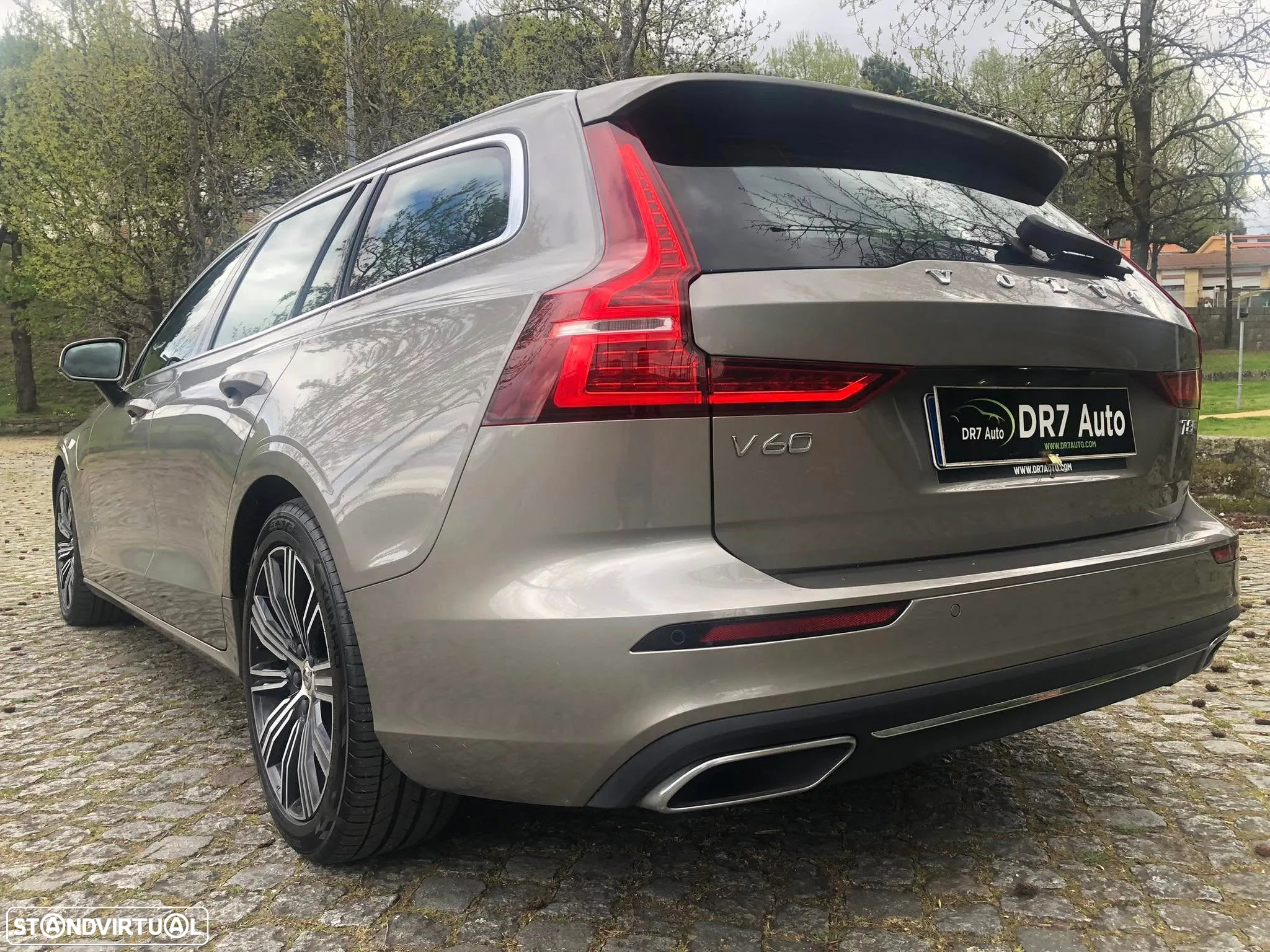Volvo V60 2.0 T8 AWD TE Inscription - 10