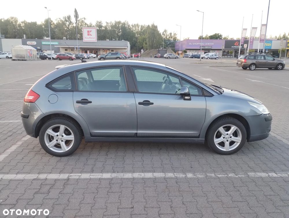 Citroën C4 1.4 16V Impress - 7