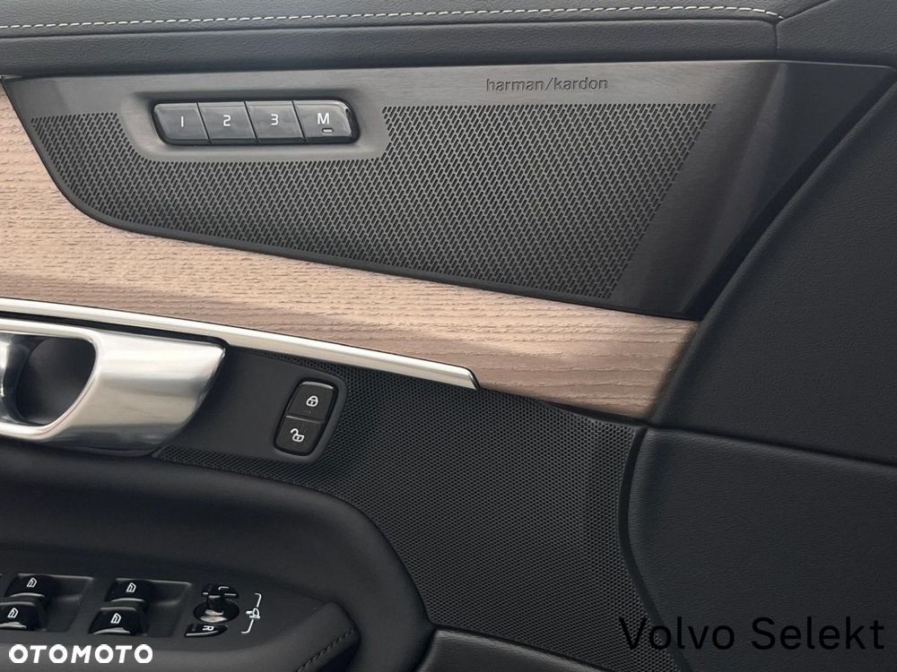 Volvo XC 90 - 34