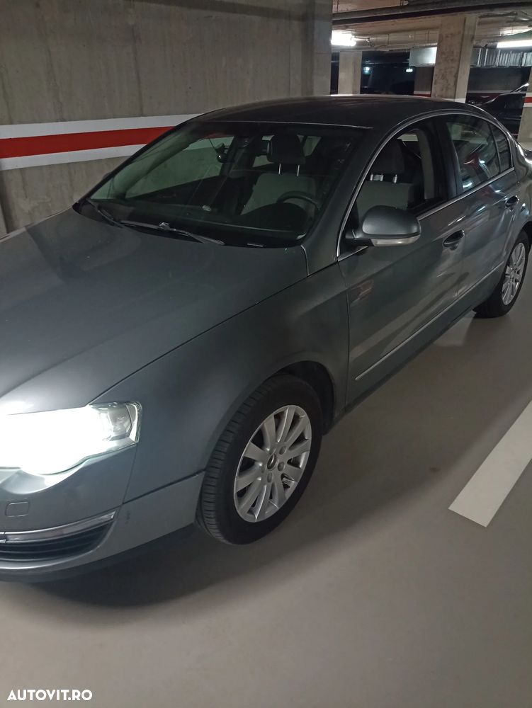 Volkswagen Passat - 2