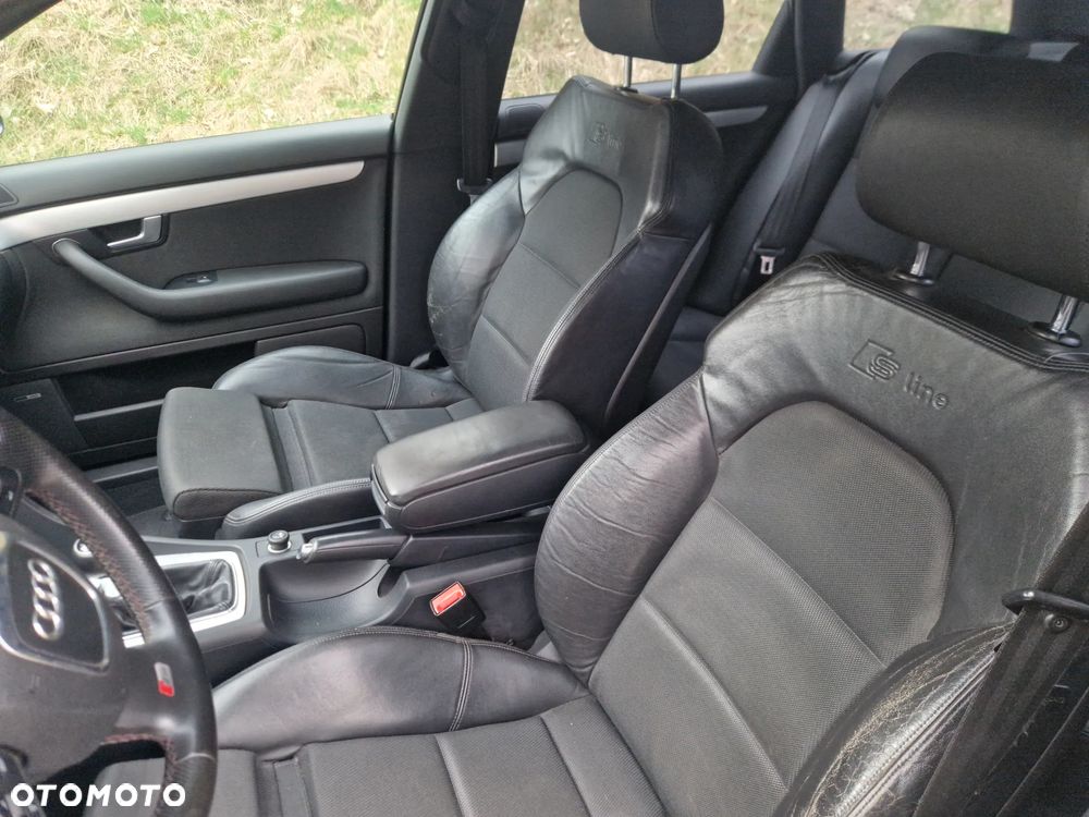 Audi A4 Avant 2.0 T FSI - 13