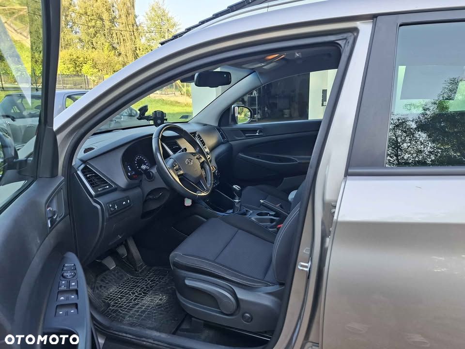 Hyundai Tucson 1.6 GDI BlueDrive Comfort 2WD - 6